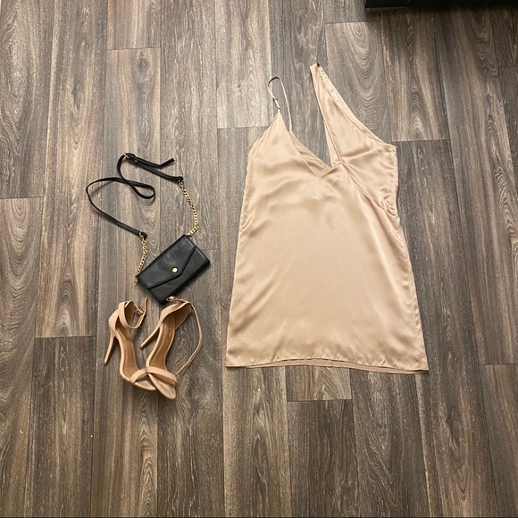 Michelle Mason Nude Silk Revolve Dress NWT - Picture 3 of 8